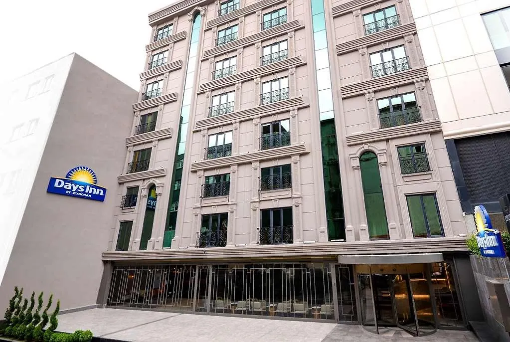 Days Inn By Wyndham Istanbul Bomonti