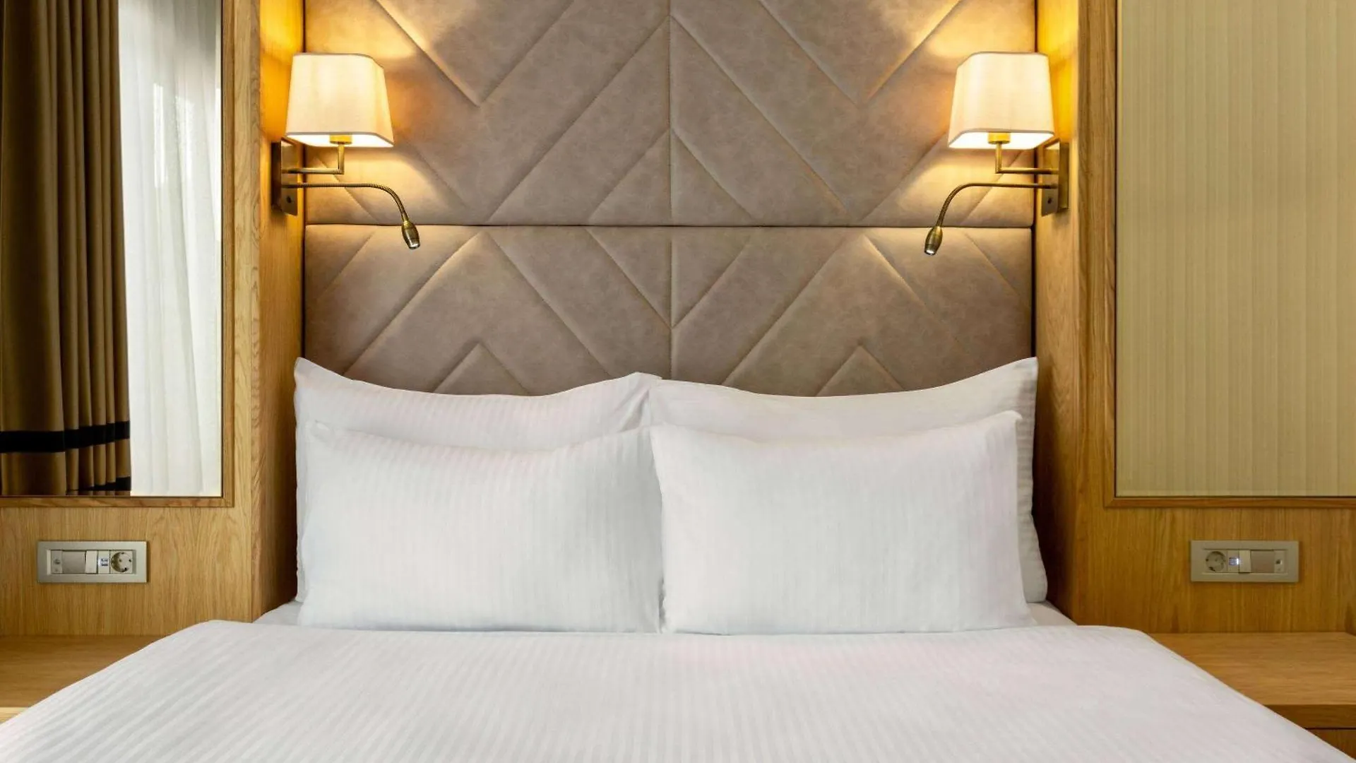 Days Inn By Wyndham Istanbul Bomonti