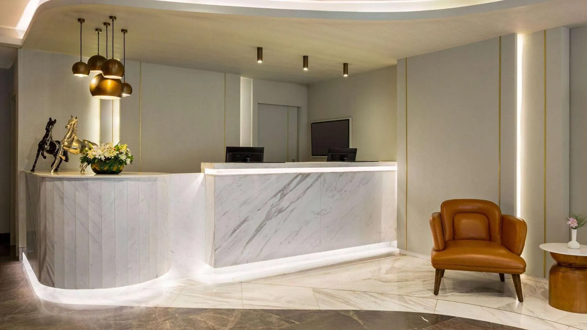 Days Inn By Wyndham Istanbul Bomonti Отель