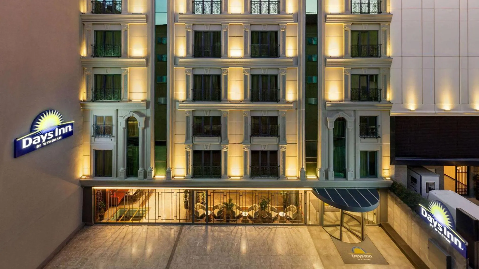 Days Inn By Wyndham Istanbul Bomonti