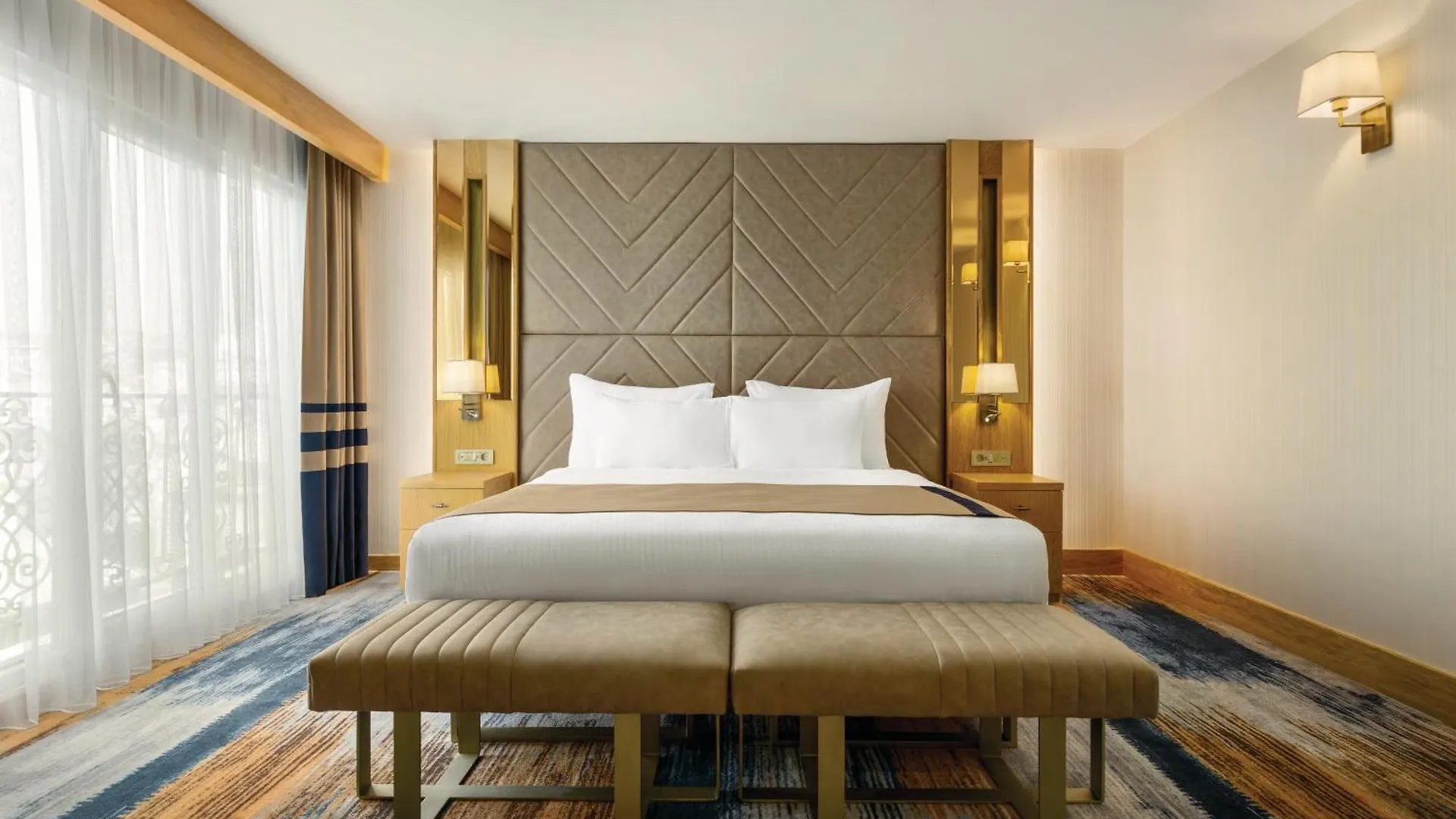 Days Inn By Wyndham Istanbul Bomonti 4*,  Турция