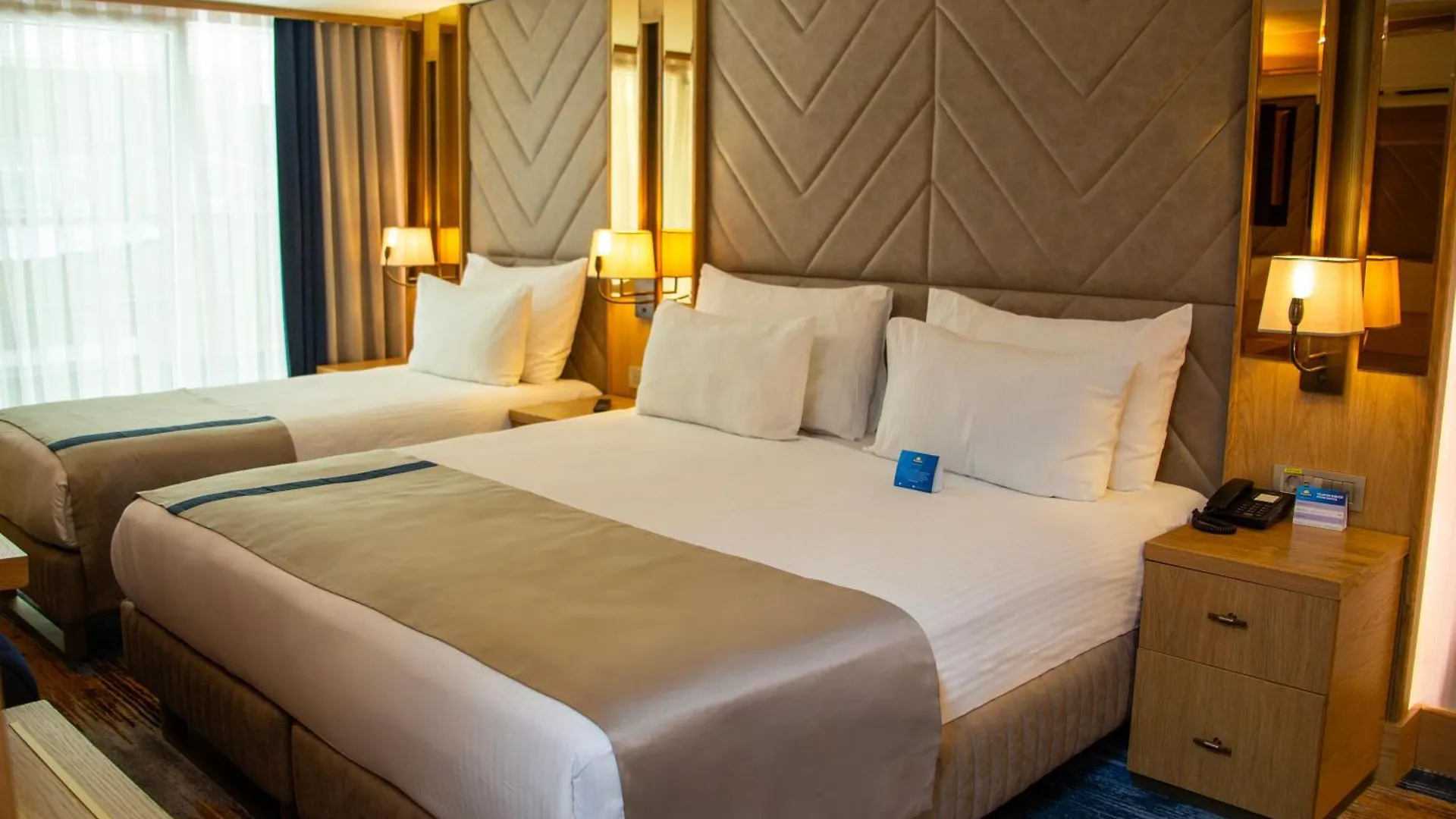 **** Отель Days Inn By Wyndham Istanbul Bomonti Турция